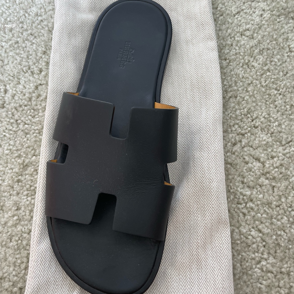 Black Hermes Men Sandals